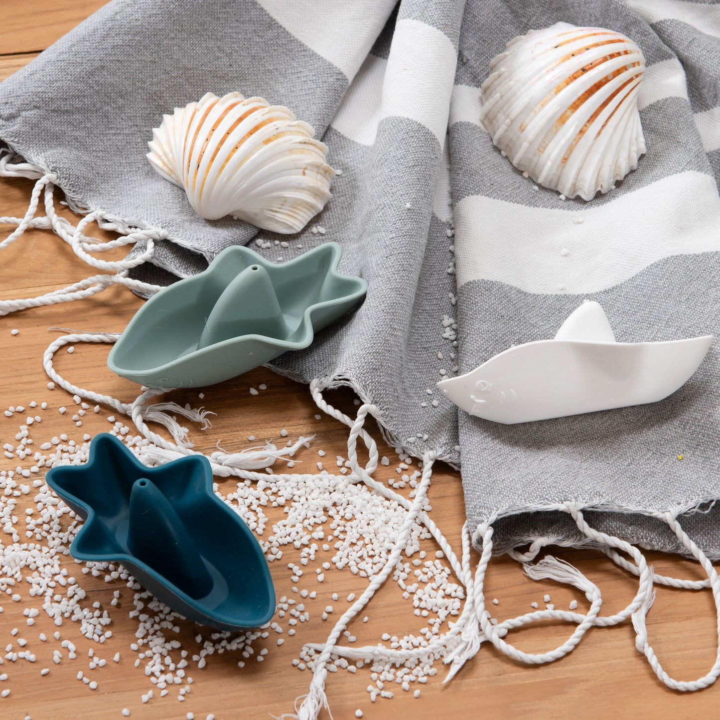 Lot de 3 jouets bain requins en silicone