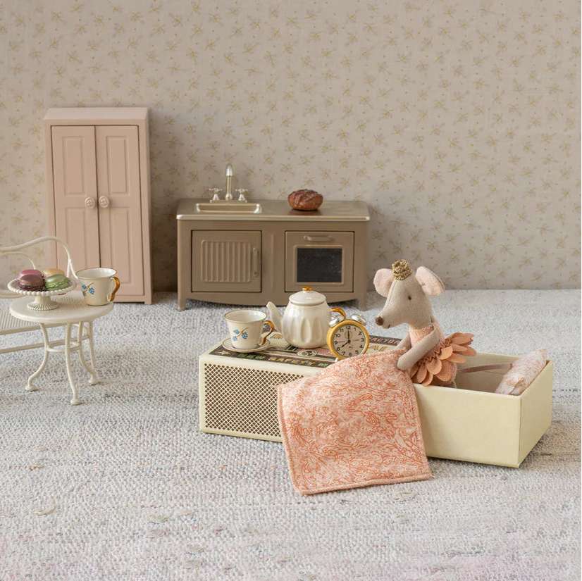 Maileg - Souris Princesse petite sœur dans sa boite d'allumettes