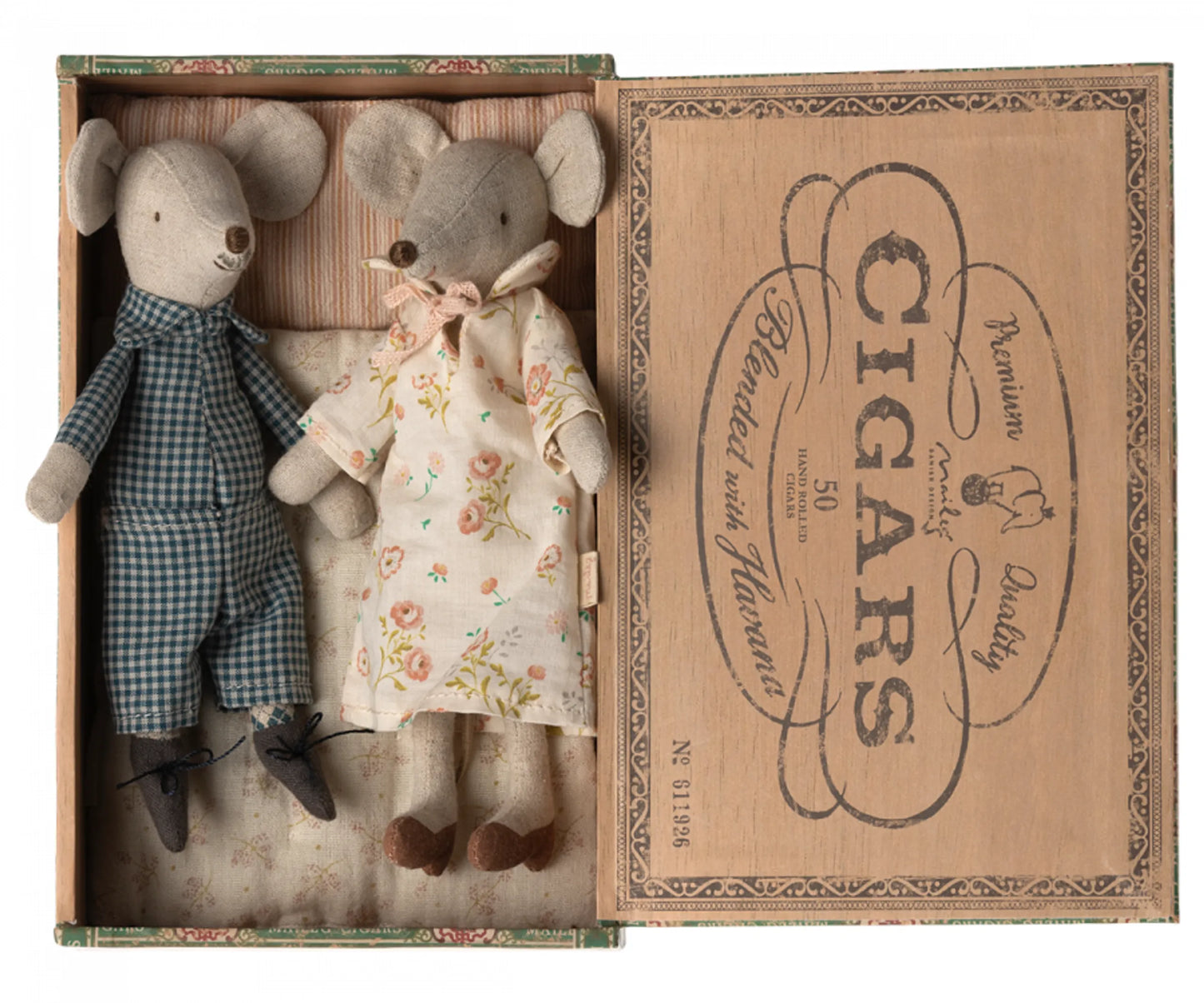 Grand-mère & Grand-père souris et leur boîte à cigares