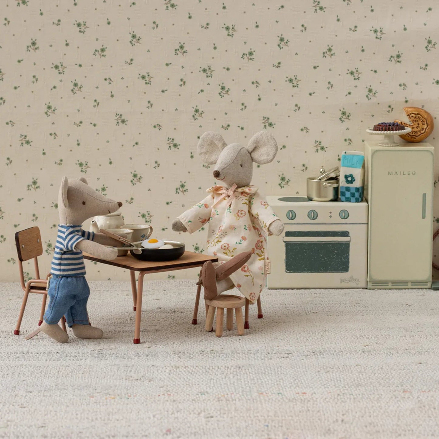 Maileg - Ensemble table et chaises pour souris - Elément miniature