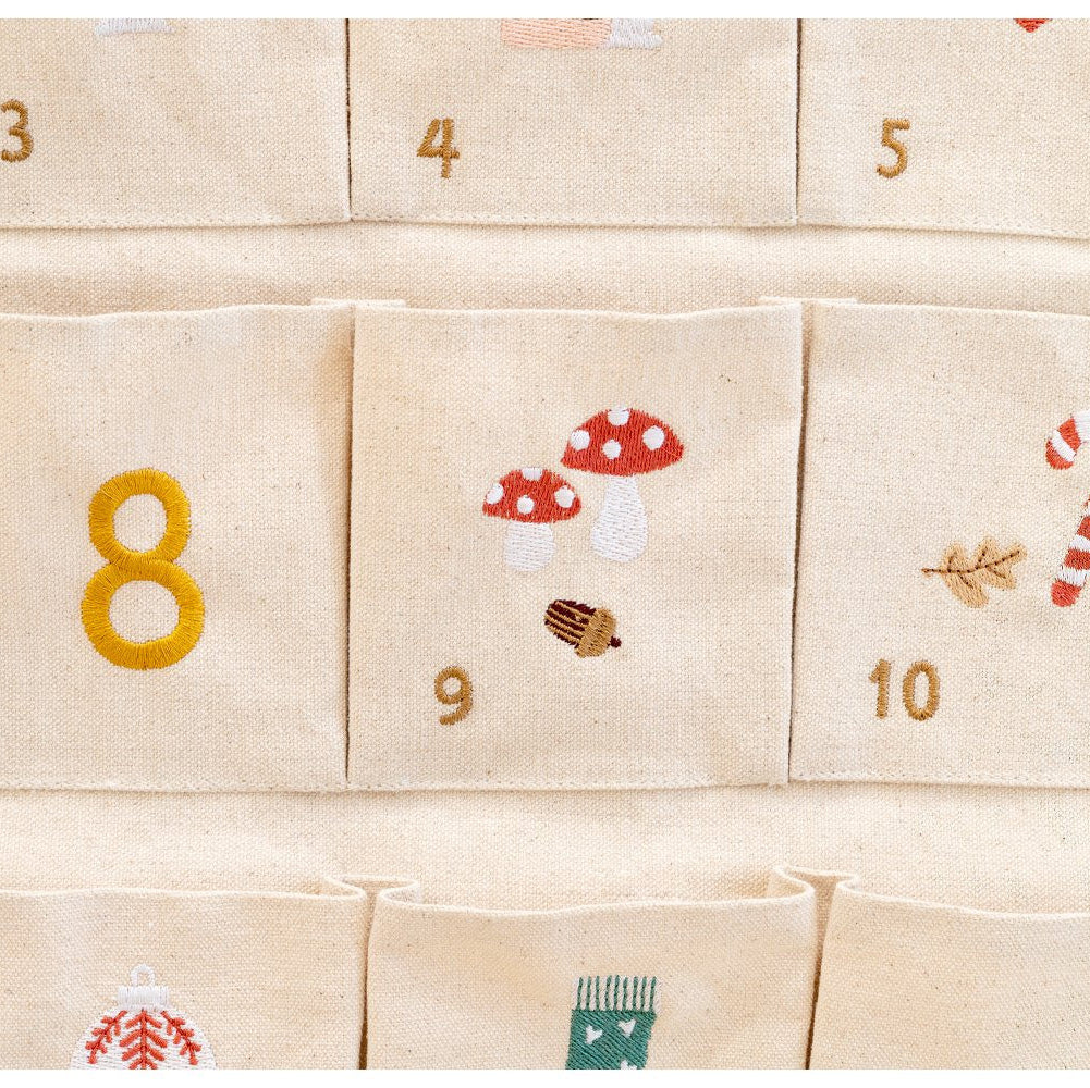 Calendrier de l'Avent - Monnëka Brodé