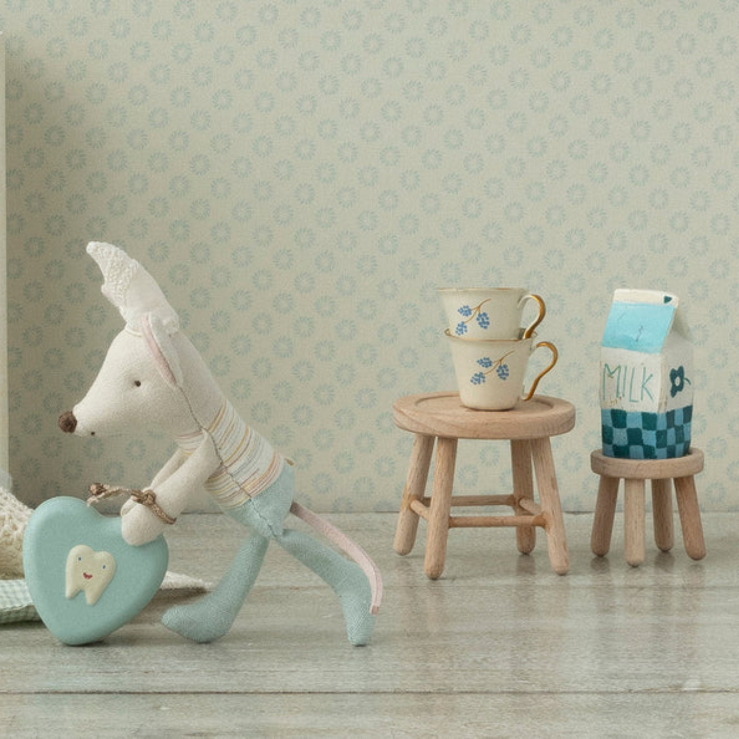 Maileg - Ensemble table et tabouret pour Souris - Elément miniature