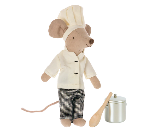 Chef souris avec marmite et cuillère