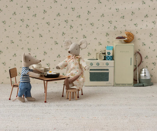 Ensemble table et chaises pour souris - Elément miniature Maileg