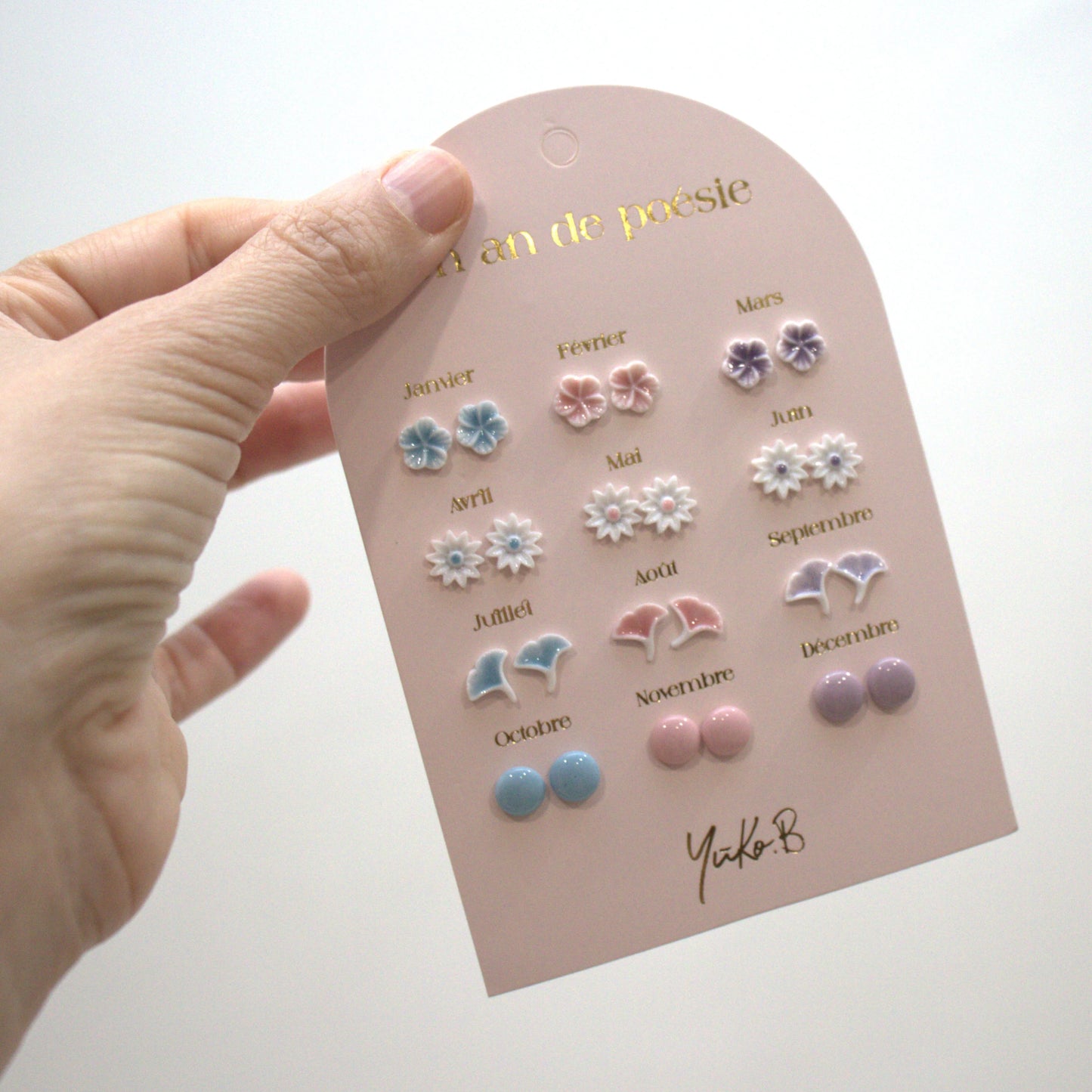 Ensemble de 12 paires de boucles d'oreilles - Un An de Poésie Pastel