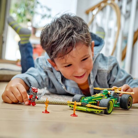 LEGO - Ninjago - La voiture de course à rétrofriction de Lloyd