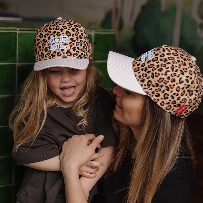 Casquette Léopard #6 – Hello Hossy