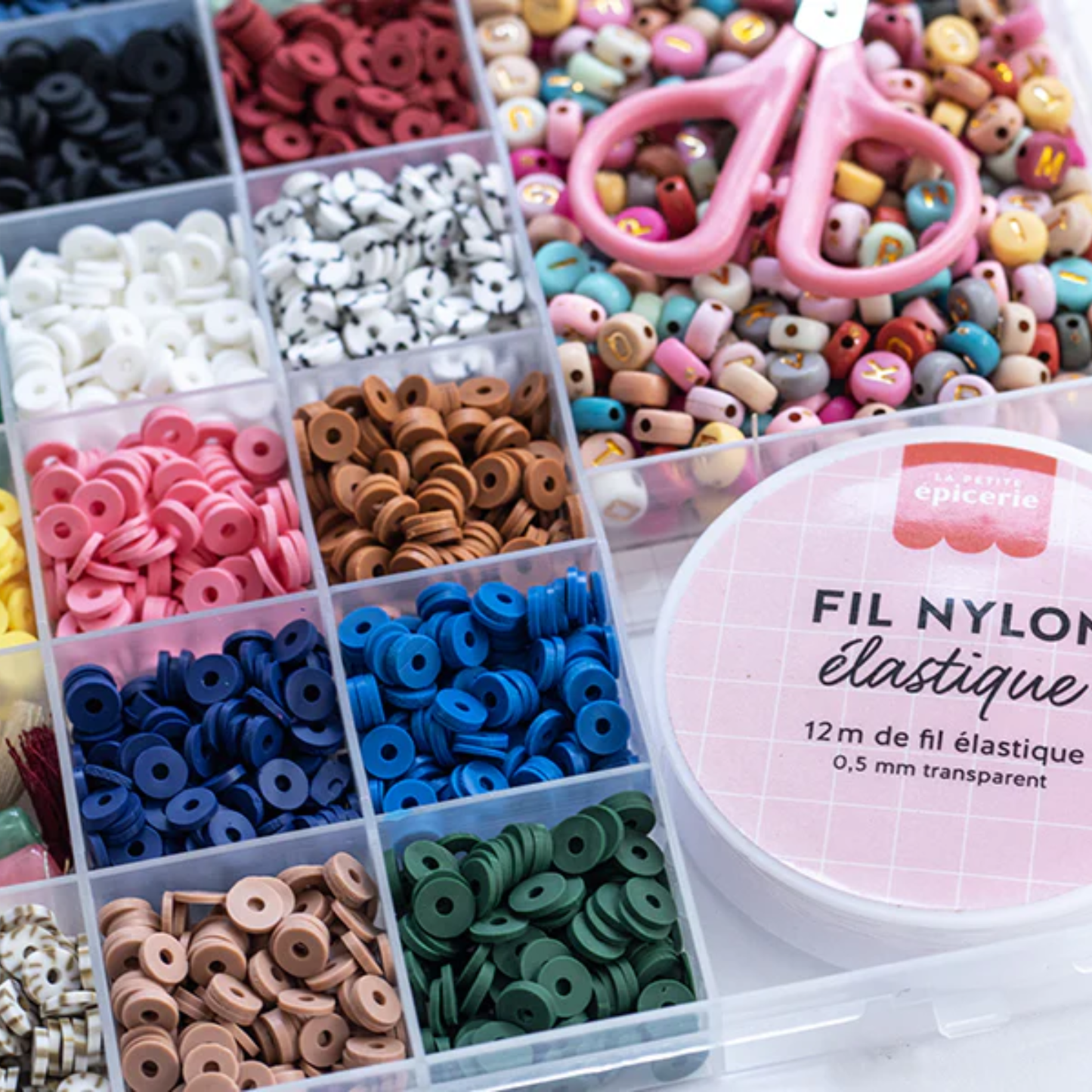 Maxi boite de perles heishi et accessoires - La petite épicerie