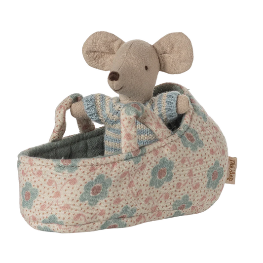 Bébé souris dans son couffin bleu - Maileg