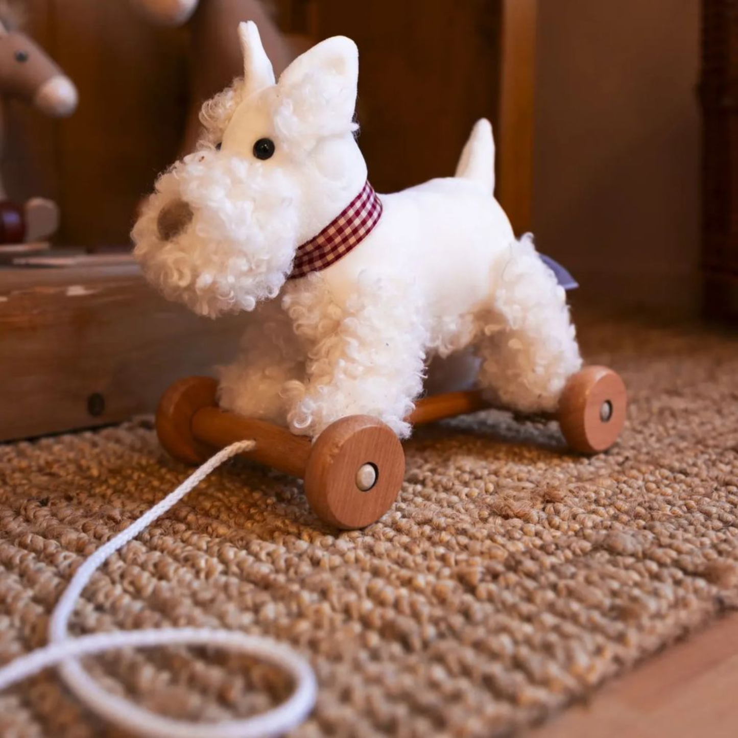 Lola le chien à tirer - Egmont Toys